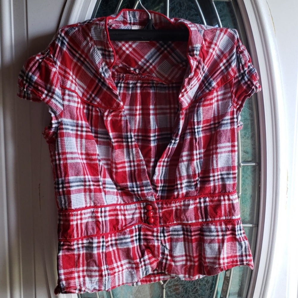 Adorable 5.7.9. Small vest/jacket juniors.